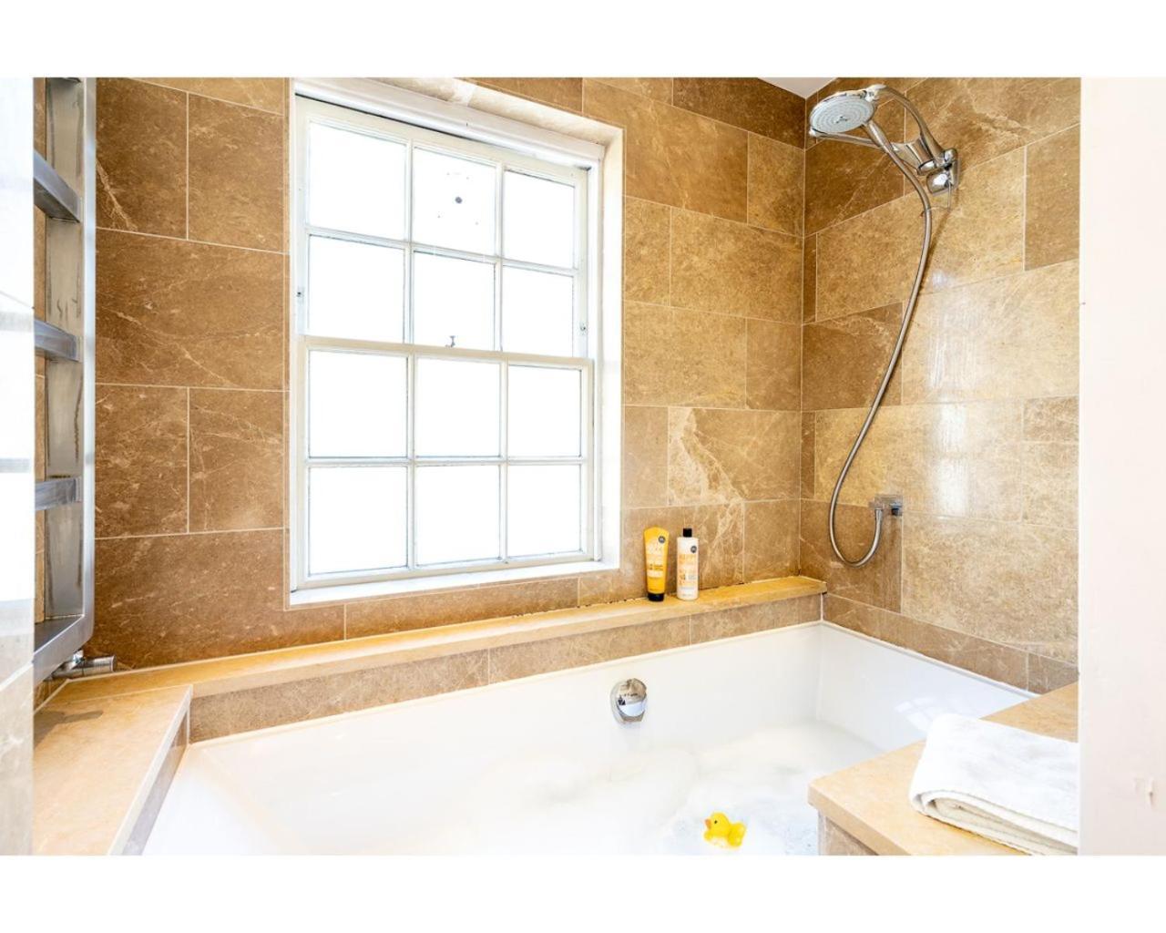 Murphys House - 3 Bed Luxury Central Townhouse Bath Værelse billede